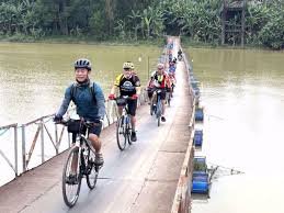 Siem Reap Cycle To Hanoi 22 Days